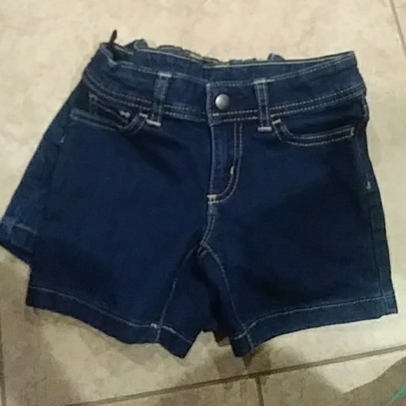 Kids shorts size 6 - Picture 1 of 4